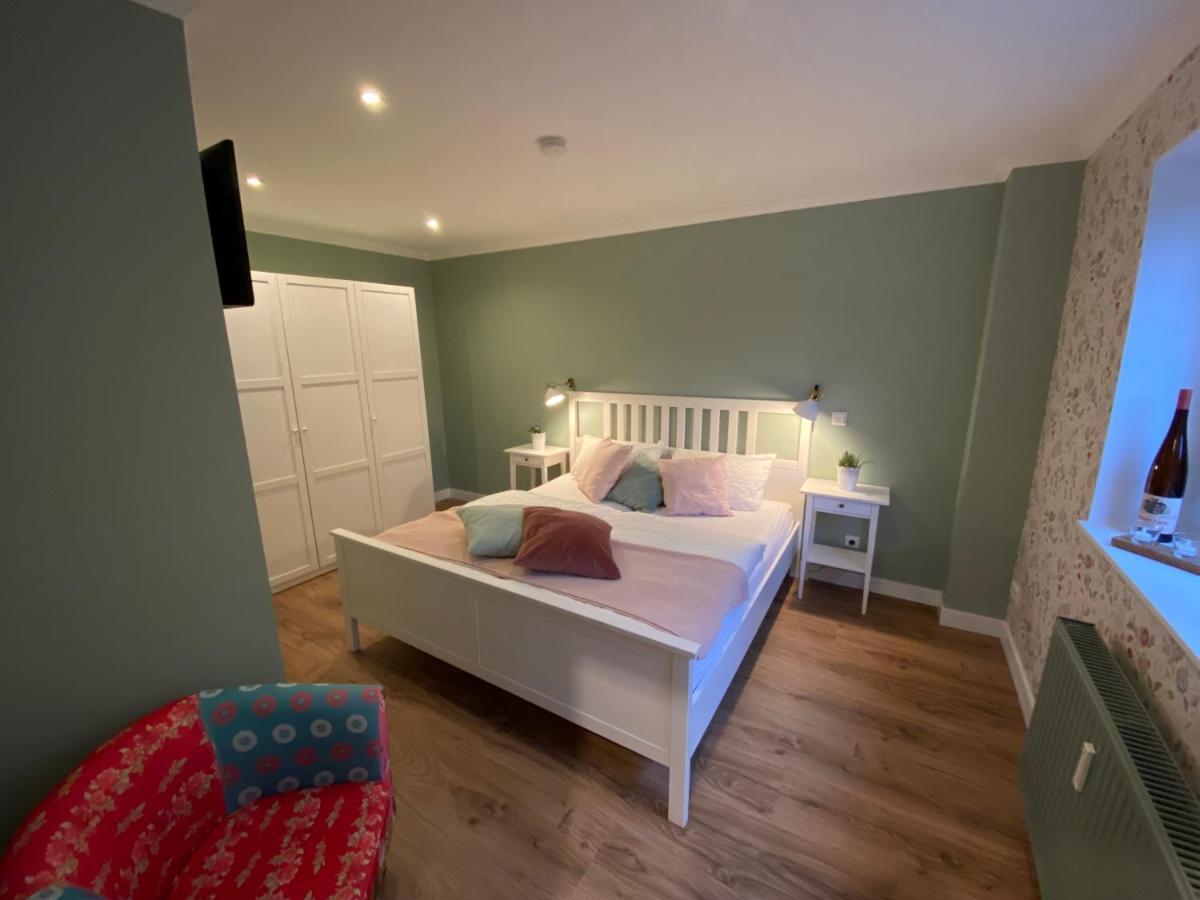 Bed N Riesling Apartamento Forst an der Weinstrasse Exterior foto