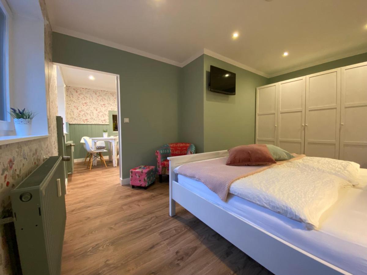 Bed N Riesling Apartamento Forst an der Weinstrasse Exterior foto
